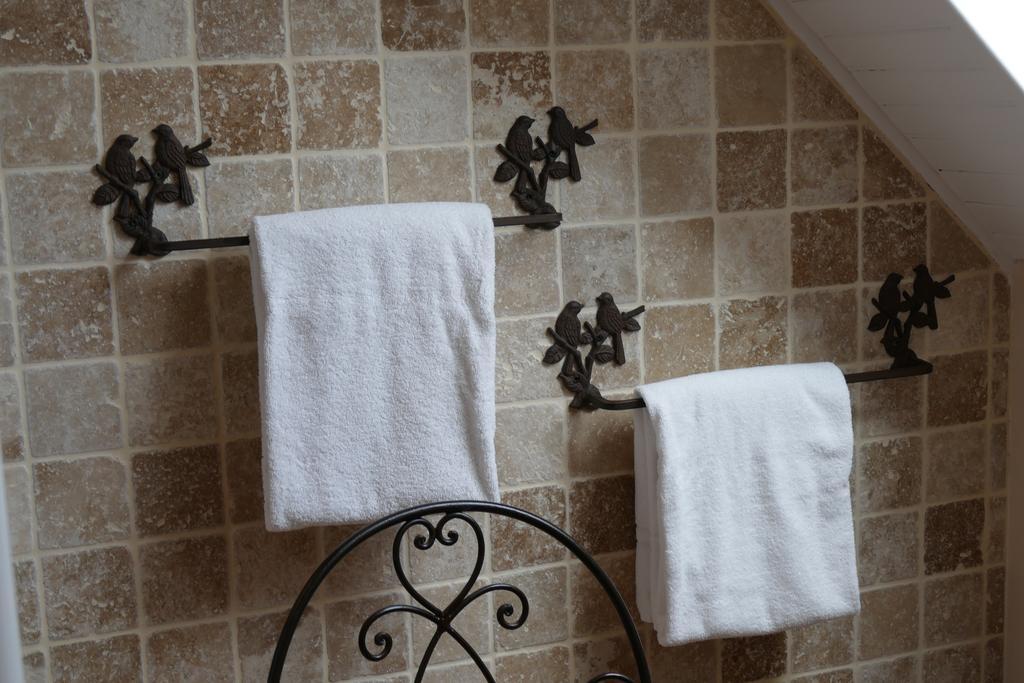 クル・シュヴェルニ ル クロ デ ペロディエール Bed & Breakfast 部屋 写真