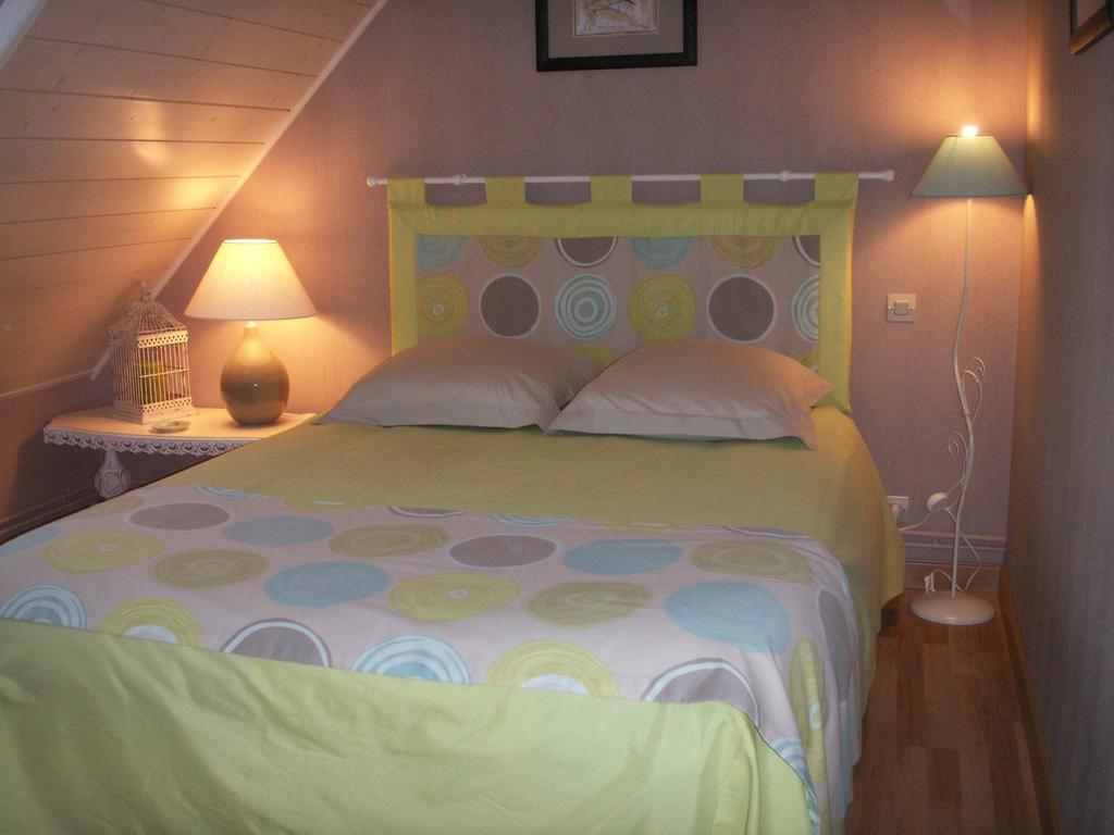 クル・シュヴェルニ ル クロ デ ペロディエール Bed & Breakfast エクステリア 写真